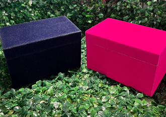 Urna Revestida em Veludo